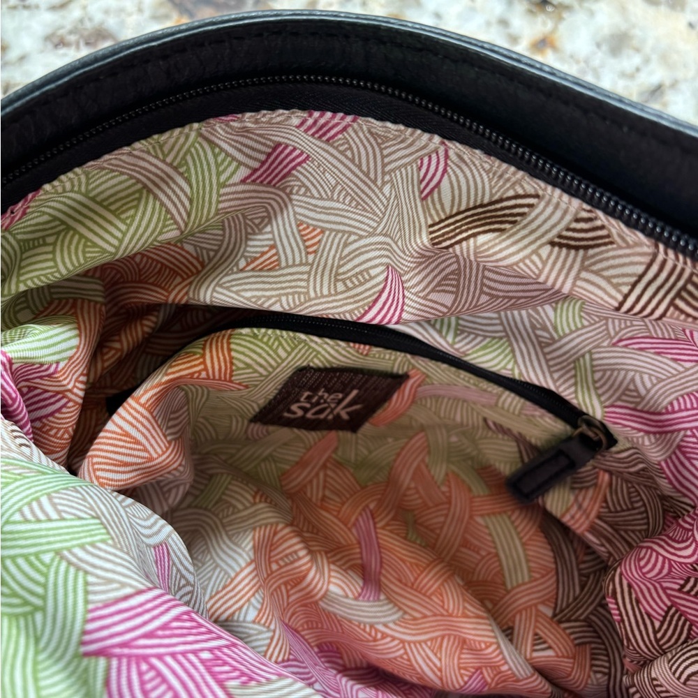 The Sak Black Leather Shoulder Bag - Picture 7 of 13